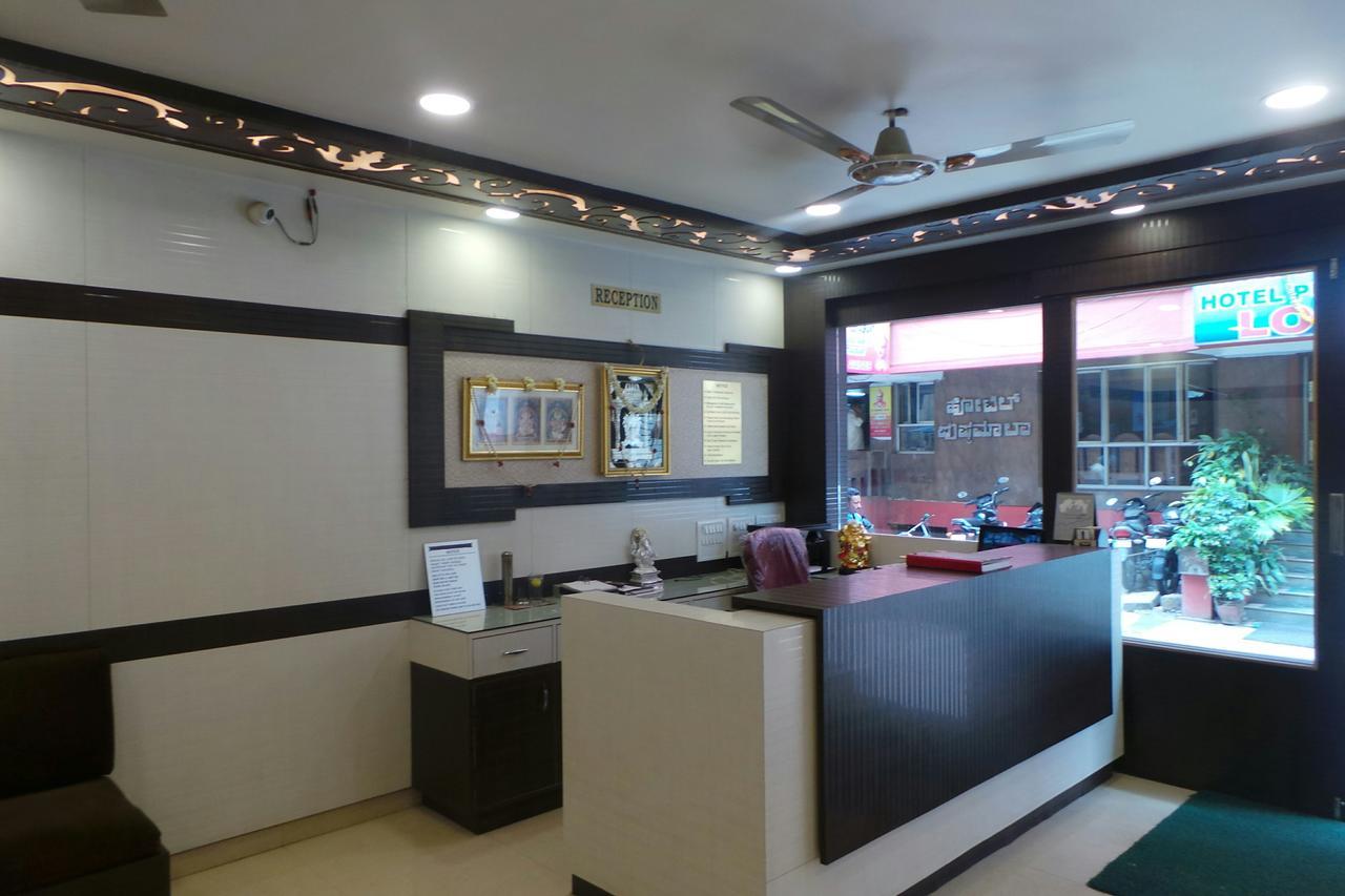Manjusri Paradise Hotell Bangalore Eksteriør bilde