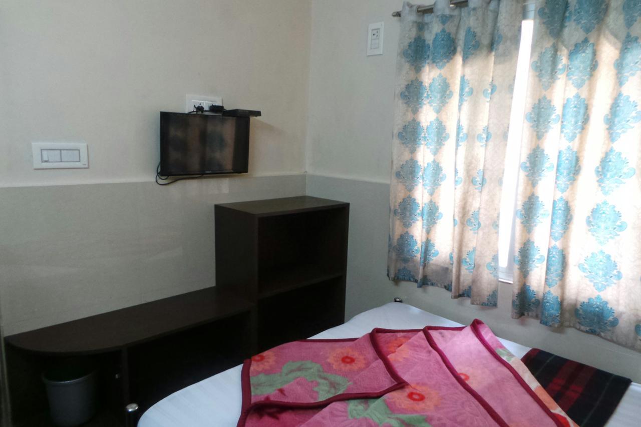 Manjusri Paradise Hotell Bangalore Eksteriør bilde